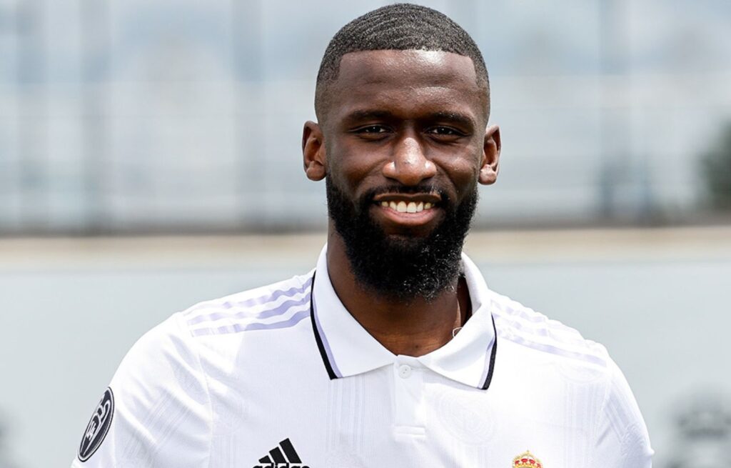 Antonio Rüdiger en la Mira del Al Nassr el Interés Saudí en un Jugador Clave