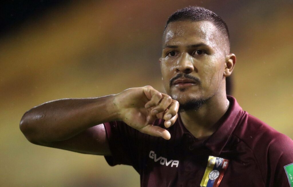 Salomón Rondón y el Futuro de la Vinotinto un Pilar en el Ataque Venezolano