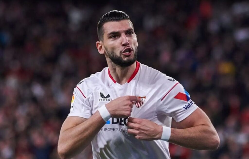 Así fue el acuerdo entre Valencia y Sevilla para la Cesión de Rafa Mir