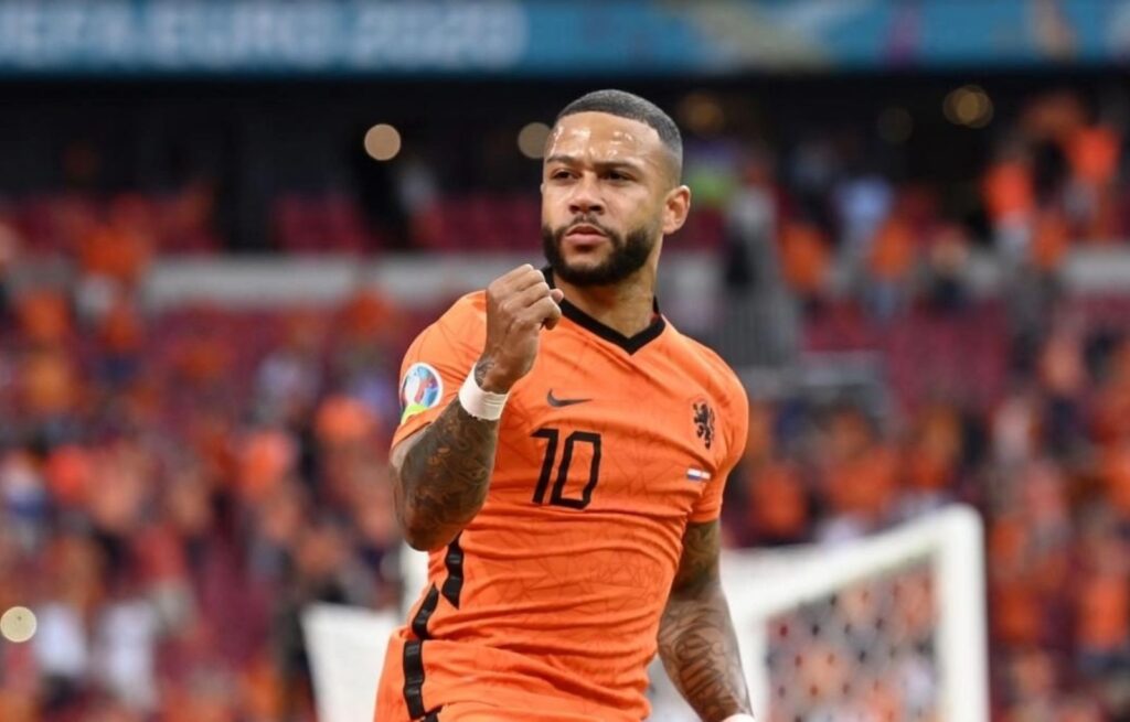 Memphis Depay El Delantero Neerlandés en la Búsqueda de un Nuevo Comienzo