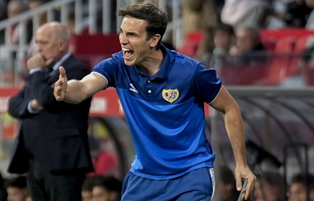 Preparación y Enfoque de Íñigo Pérez en el Partido