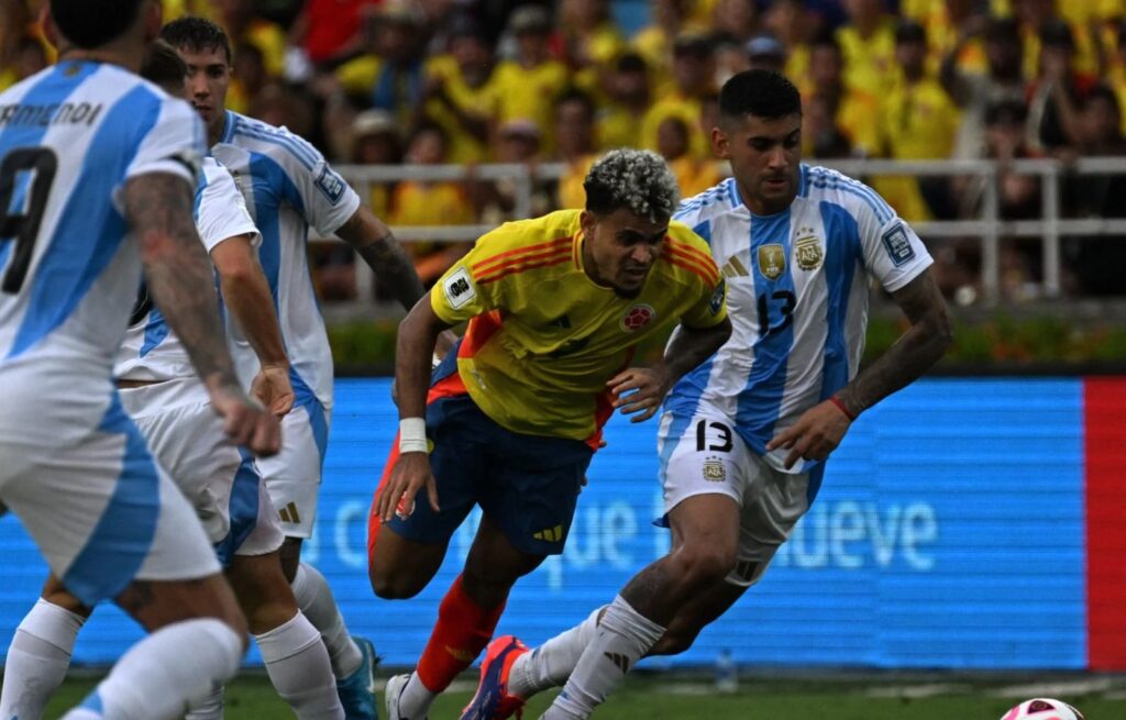 La polémica del penal de Otamendi y el VAR