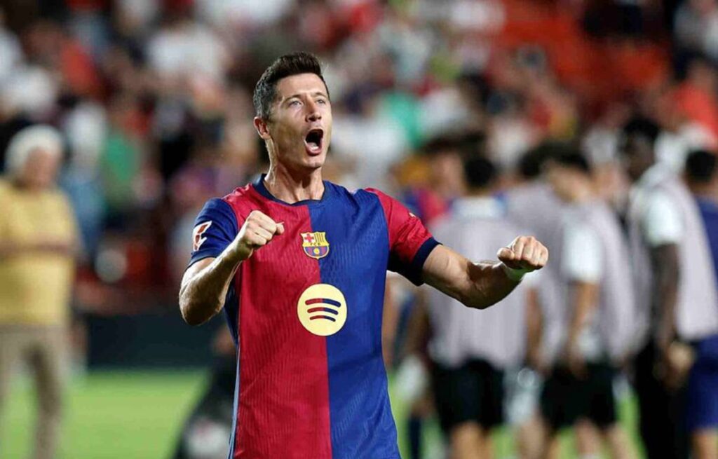 Doblete de Lewandowski lidera la goleada