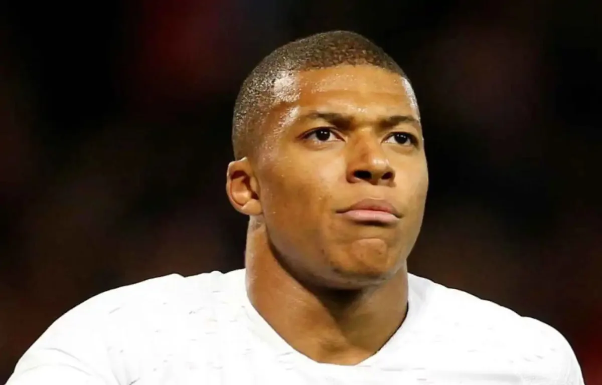 Las declaraciones de Kylian Mbappé en redes sociales, El tweet que desató la controversia